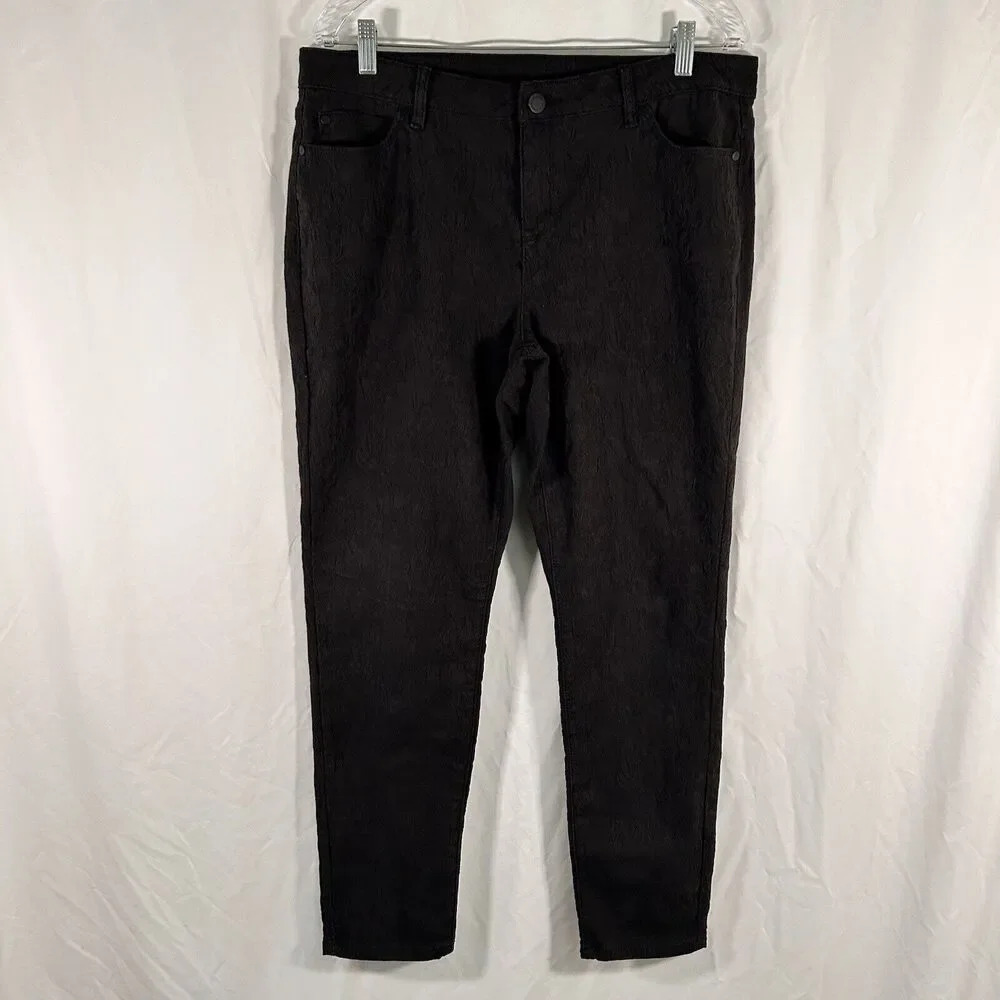 Simply Vera Pants Women's 14 Solid Black Textured Floral Mid Rise Pockets
